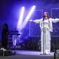 Nina Pu&scaron;lar in Petar Gra&scaron;o otvorila poletno koncertno sezono (FOTO)