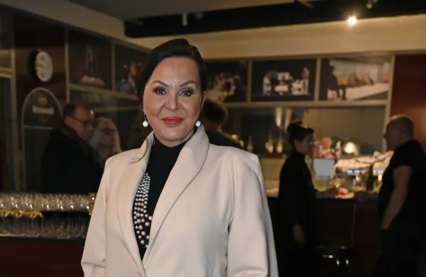 Mi&scaron;a Molk se je zelo iskreno razpisala o ljubezni z več kot enim partnerjem: "Nisem avtobus ljubezni"