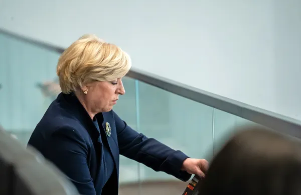 Politična skupina Evropske ljudske stranke (EPP) v Evropskem 
parlamentu je na današnjem glasovanju slovensko evroposlanko 
Romano Tomc (SDS) izbrala za eno od desetih podpredsednikov in 
podpredsednic skupine v prihodnjem sklicu parlamenta. 