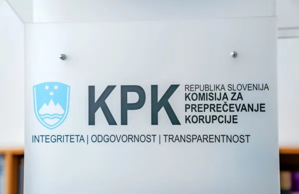 KPK zoper ustavnega sodnika Jakliča uvedla prekr&scaron;kovni postopek