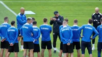 Slovenske nogometaše v ponedeljek čaka obračun s Portugalsko.