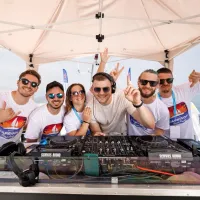 DJ Sundee in voditelji Radia Capris 