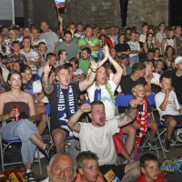 Kako so tekmo spremljali v koprski Taverni (FOTO)