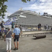 V juliju bo Koper obiskalo enajst potni&scaron;kih ladij, prva je priplula Norwegian Viva (FOTO)