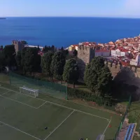 Dobrodelni Pirančani so poskrbeli, da Aleš, ki potrebuje pomoč, ne 
bo ostal sam. 