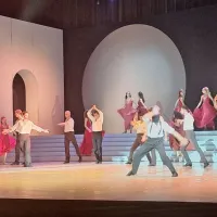 Grk Zorba napolnil Avditorij
