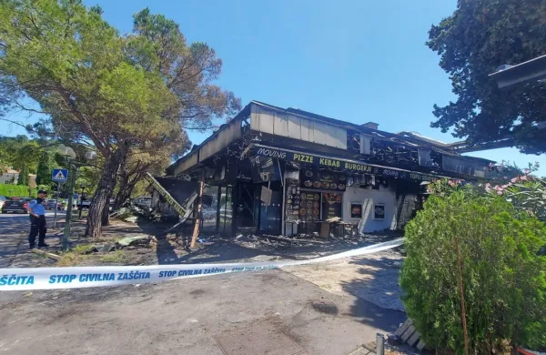 Kriminalistični ogled prizori&scaron;ča požara v Portorožu &scaron;e ni mogoč (FOTO, VIDEO)