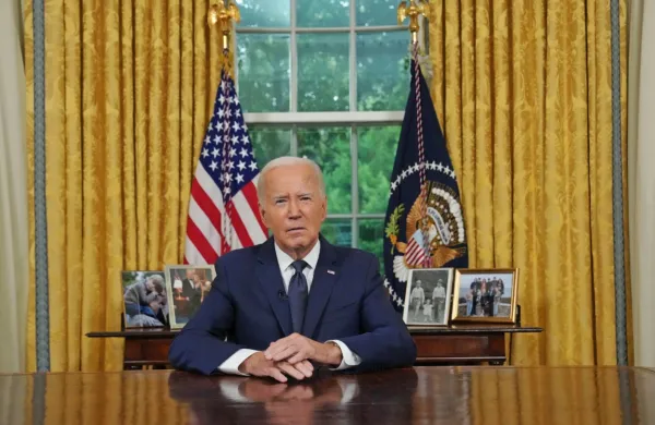 Biden bi ob morebitnih zdravstvenih razlogih razmislil o kandidaturi.