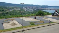 Preuredili parkiri&scaron;če ob izolski bolni&scaron;nici