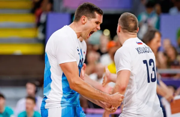 Slovenski odbojkarji po drugi zmagi v četrtfinalu OI