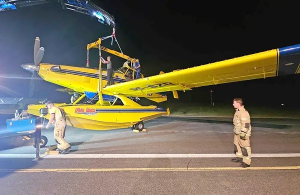 Po&scaron;kodovani air tractor na popravilo v &Scaron;panijo