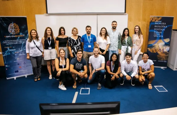 Študenti so v okviru poletne šole TBrainBoost razmišljali, kako bi 
povezali znanost, klinično delo in gospodarstvo.