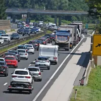 Ljubljanska obvoznica je skoraj vsak dan evropski prometni čep.
