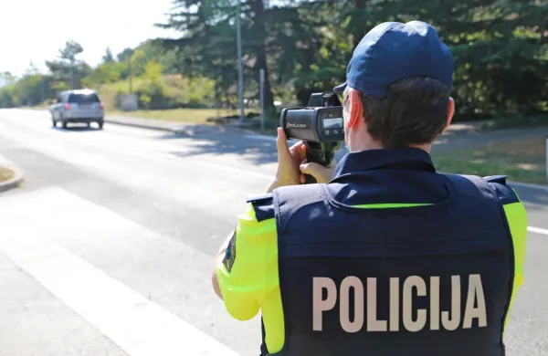 Prihodnji teden bodo policisti na cestah pogosteje “streljali” z radarji.