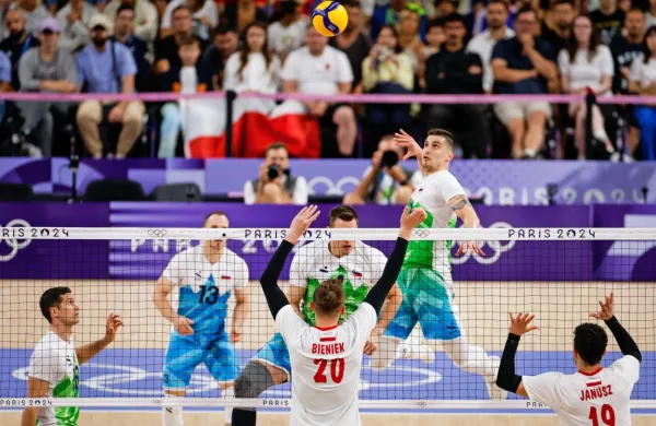  Slovenska moška odbojkarska reprezentanca je premierne zgodovinske nastope na olimpijskih igrah v Parizu končala v četrtfinalu.