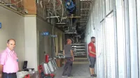  Po obnovi (posnetek je nastal pred dvema tednoma) bo v traktu C deset kirurških ambulant s spremljajočimi 
prostori, sanitarijami in urejeno  čakalnico za bolnike. 
