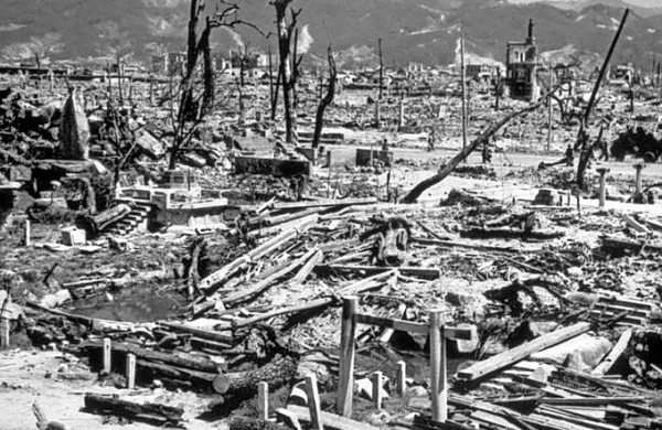 Pred 79 leti je eksplozija atomske bombe razdejala Hirošimo in 
terjala okoli 80.000 življenj. 