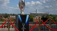 Nocoj bodo na varšavskem nacionalnem stadionu (v ozadju) 
podelili evropski superpokal.  