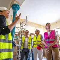 Prenova železni&scaron;ke postaje poteka po načrtih, povezava med postajama obeh Goric &scaron;e ni zagotovljena (FOTO)