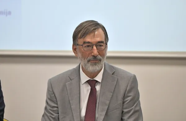 Darjo Felda 