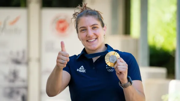 (INTERVJU) Andreja Le&scaron;ki: &ldquo;Ne bi smelo biti tako, da smo &scaron;portniki za druge dobri samo takrat, ko smo dobri&rdquo;