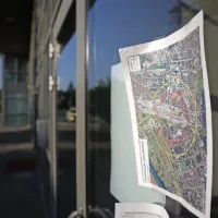Sodelovanje prebivalcev in usklajeno delovanje služb na obeh straneh meje ključno, da so letalsko bombo uspe&scaron;no in hitro onesposobili