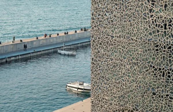 Razstava o naturizmu v Evropi bo v Muzeju civilizacij Evrope in 
Sredozemlja (Mucem)  na ogled do 9. decembra.