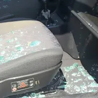 Serija vlomov v avtomobile na severnem Primorskem: Policija poziva k previdnosti