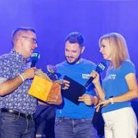 Radiu Robin je voščil tudi novogoriški župan Samo Turel (levo). 