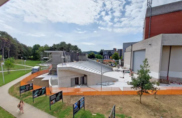 Prva etapa gradnje zunanjega avditorija SNG Nova Gorica