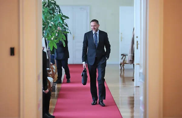 Klemen Boštjančič zavrača poziv SDS k odstopu.