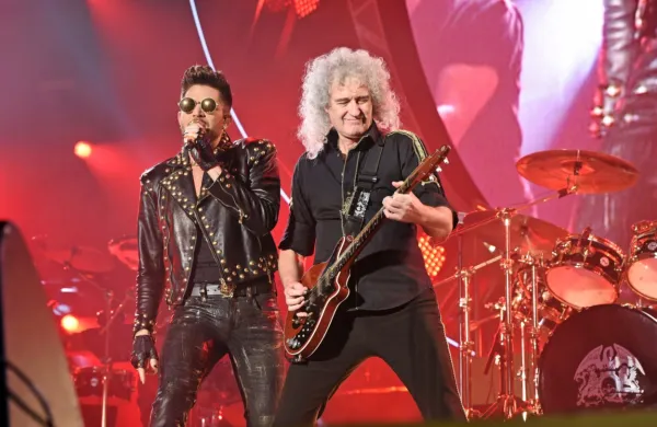 Freddyja Mercuryja je v skupini Queen nasledil Adam Lambert 
(levo)