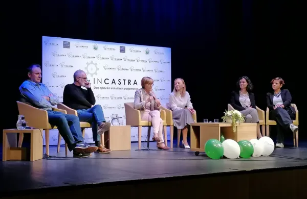 V okviru InCastre so pripravili tudi okroglo mizo Delaj s srcem, 
zdravje na delovnem mestu.