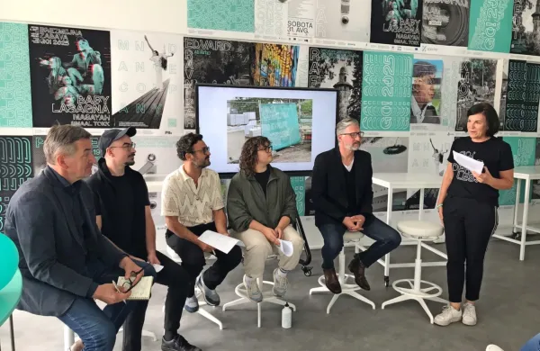 Na novinarski konferenci so spregovorili (z leve) Stojan Pelko, 
Jernej Škof, Misal Adnan Yildiz, Tia Čiček, Primož Nemec in 
Klavdija Figelj.