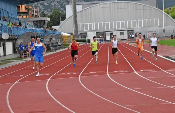 Novogoričan Žiga Božič (drugi z leve) je bil najhitrejši na 200 m. 