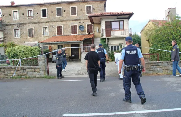 Pred enim letom je v Sirčih mrgolelo policistov in kriminalistov.