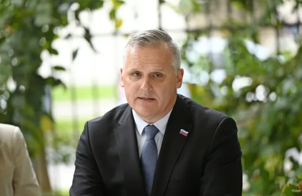 Kumer: Za zimo kaže na zanesljivo oskrbo s plinom