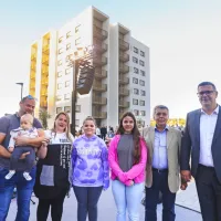 Odprli tretji blok s 75 stanovanji, župan napovedal &scaron;e 46 novih najemnih stanovanj nad Dolinsko cesto (FOTO)