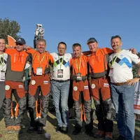 Člani slovenske delegacije (z leve): Ines Frančeškin, Janez Meden, 
Robert Čuk, Boris Samec (trener), Žiga Švigelj, Aljaž Bajc in Peter 
Kolar (vodja delegacije in predstavnik Slovenije v skupščini 
IALC).