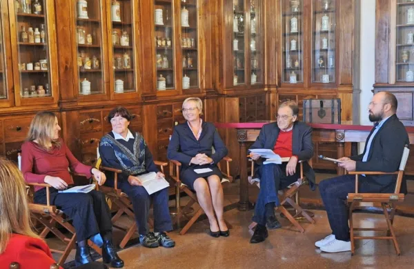 Santorijeve modrosti v treh jezikih