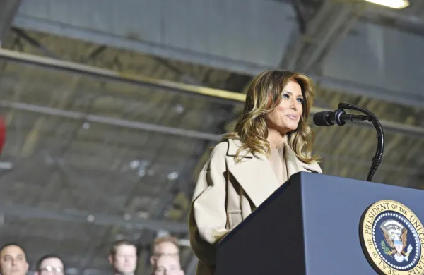 Melania Trump bo izdala knjigo spominov.