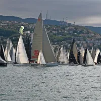 Barcolana: Trža&scaron;ka Arca ubranila lansko zmago, Kosmina drugi (FOTO)