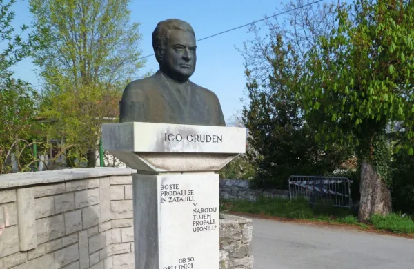 Dvojezična knjiga s pesmimi Iga Grudna v igri za italijansko književno nagrado