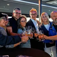 Pred regato so kraški vinarji v Trstu nazdravili z vitovsko. 