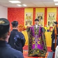 Slovenski daoistični tempelj je posvetil opat Song Chongdao. 