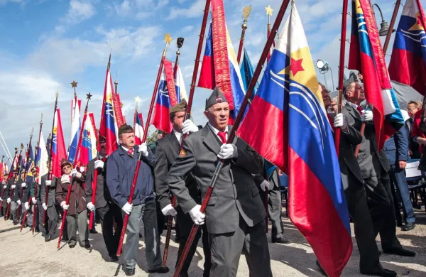 Državni zbor je danes znova podprl preimenovanje praznika 
vrnitve v praznik priključitve Primorske k matični domovini.