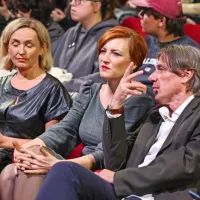 Odprtja se je udeležila tudi ministrica za kulturo Asta Vrečko (v sredini).