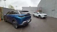 Največji Peugeotov model, ki v dolžino meri 4,79 metra, je pri nas 
na voljo za začetnih 36 tisočakov.