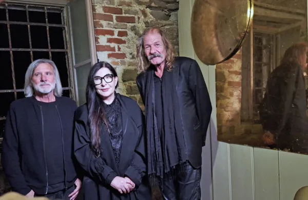 Z leve proti desni Aldo Kumar, Marina Abramović in Igor Andjelić
