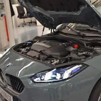 Veliko motorjev za nove BMW-je nastaja v tovarni v avstrijskem Steyrju.
